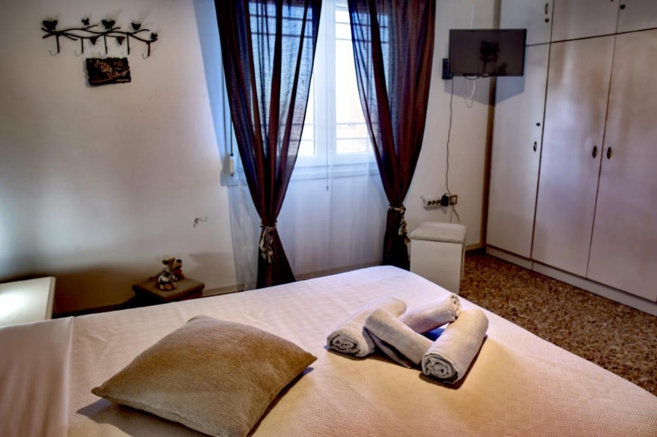 Afroditi'S House Villa Triovasalos Bagian luar foto